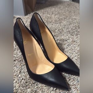 Christian Loubiton Pumps